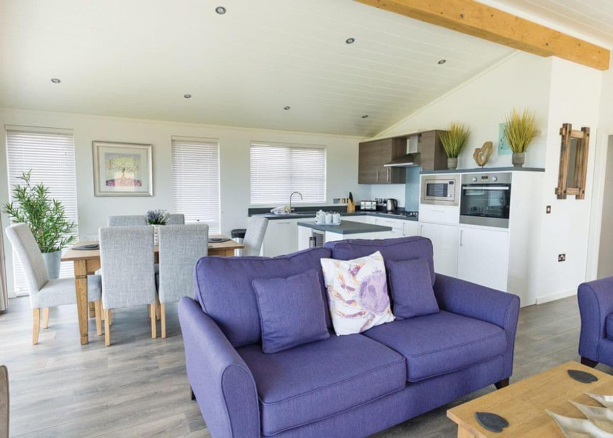 Fishguard Bay Resort Llanllawer Exterior foto